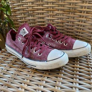 Converse All Stars / Used Size 8 Women’s